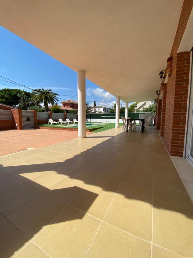 Villa Sant Rafel Камбрильс Экстерьер фото